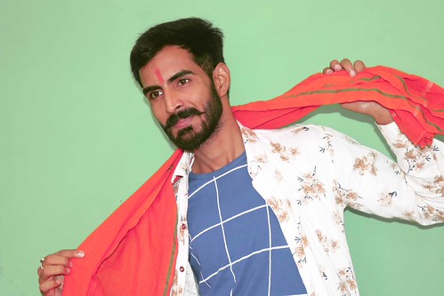 मैथिली भाषा पर विवाद: विजय बिहारी को विक्रम मिश्रा का करारा जवाब